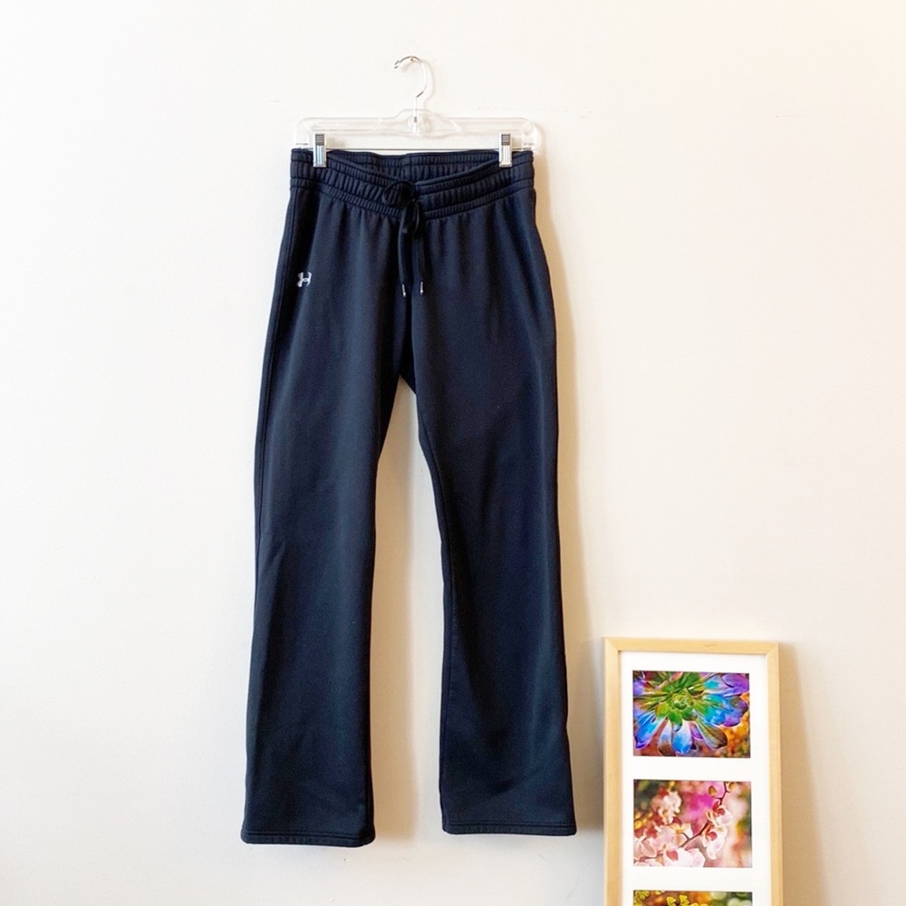 Under Armour | Black cotton boot cut drawstring sweatpants Small